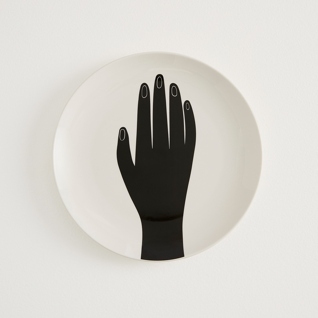 Les Mains dinner plates